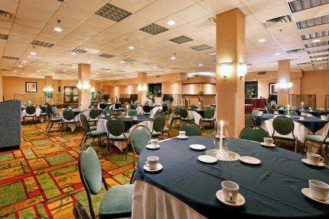 Holiday Inn Huntsville Downtown מראה חיצוני תמונה